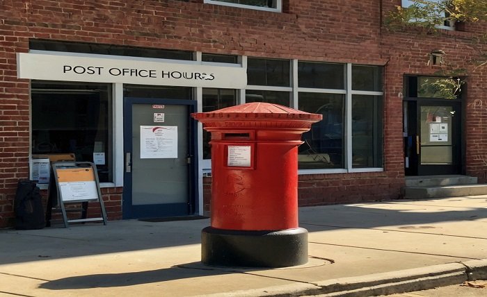 post office hours today